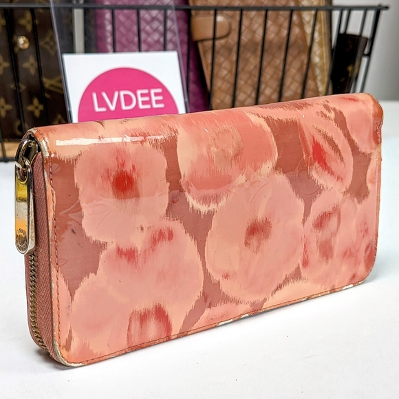 Louis Vuitton Handbags - LOUIS VUITTON Monogram Vernis Ikat Flowers Zippy Wallet